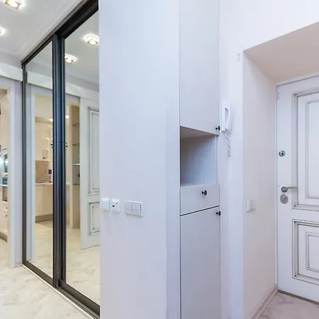 Daire Vip Apartment In Minsk